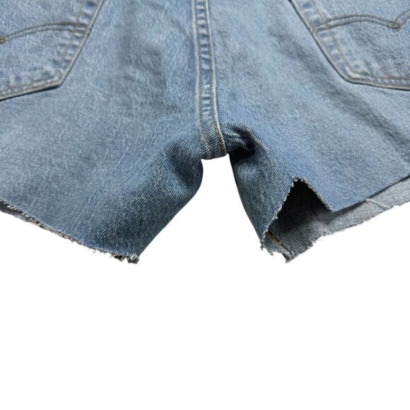 Levi’s 501 Cut Offs Shorts Light Wash Sz 31 - Picture 10 of 13